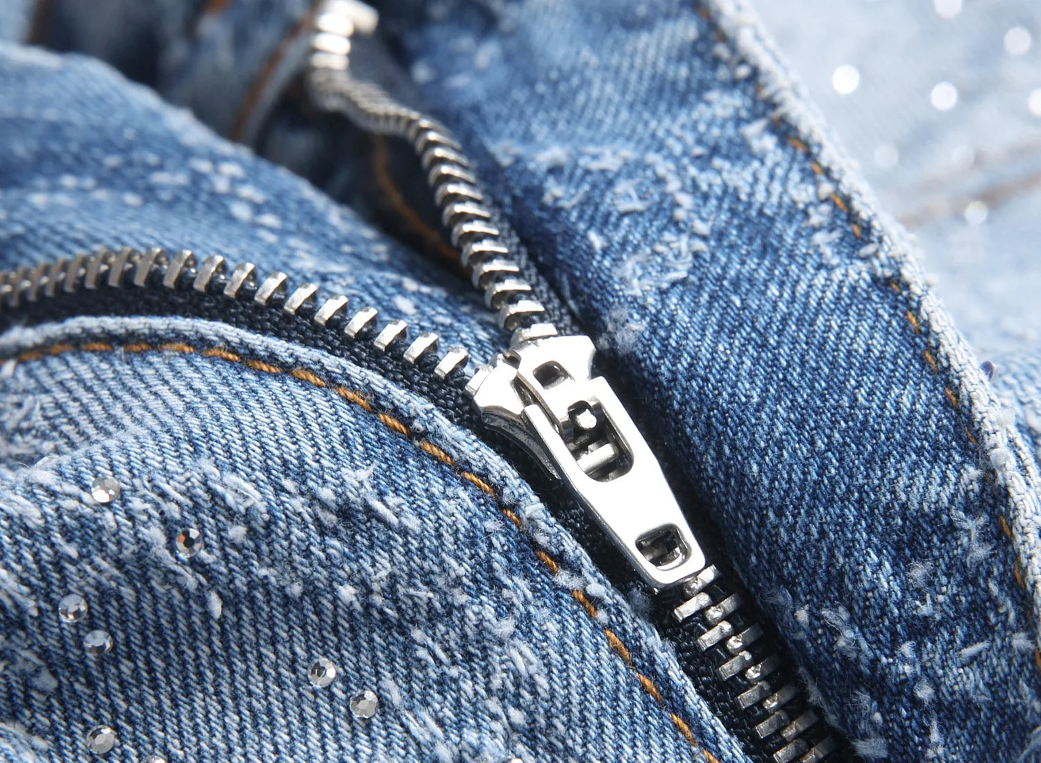 Denim Flare Pants Men Jeans Rhinestones Distressed Mid Waist Vintage Denims Male Washed Trousers Boot Cut 2026 Streetwear